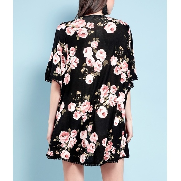 Black & Pink Floral Print Cover Up - Picture 7 of 10